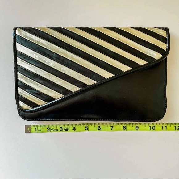 NWT Express Black & Gold Stripe Diagonal Flap Clutch Metallic Y2K 90s - Picture 7 of 8